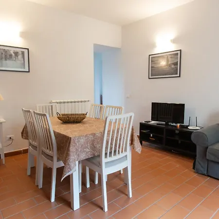 Aparthotel Borgo Gatteraia